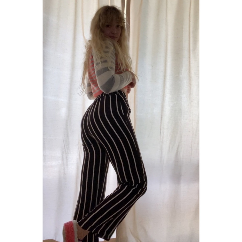 Gilli Wide Leg Stripe Pants - Picture 1 of 7